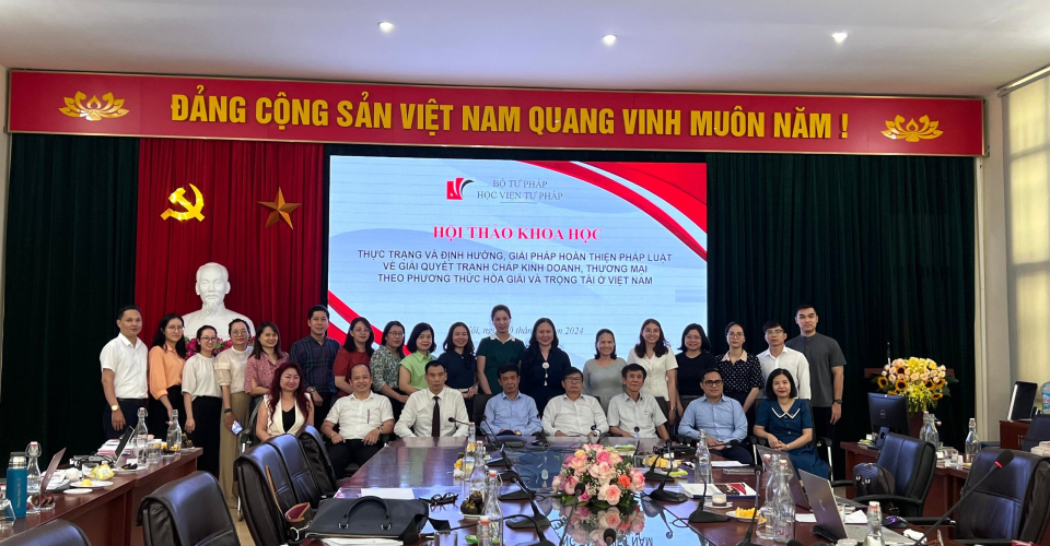 z5505762489648_bbb0a1821e5086488eefcbfd8a0b92ab